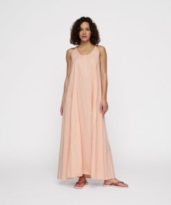 Qqwhaitao.shop9bef6d48cf 1